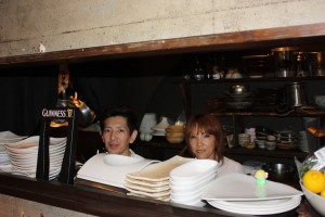 増田さんと奥様の恵美子さん。写真はいいよ、と言われたのをお願いしてバチリ